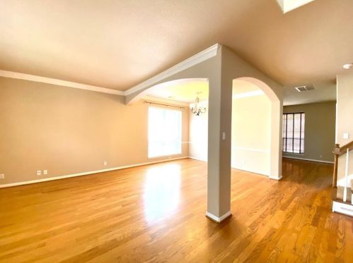 5909 Back Bay Ln, Austin TX  78739-1700 exterior