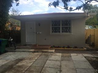 2731 5th St, Miami FL  33135-2801 exterior