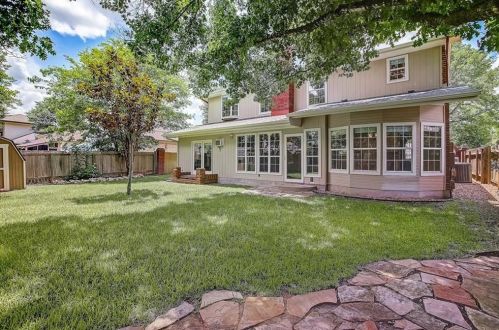 13243 Briar Holw Dr, Austin TX 78729-2855 exterior