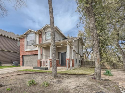 8600 Dulcet Dr, Austin TX  78745-6332 exterior