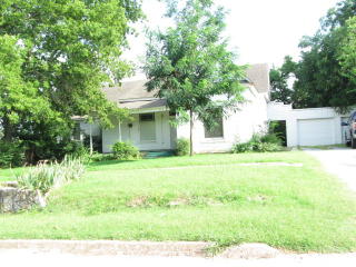 227 17th St, Ada, OK 74820-7817