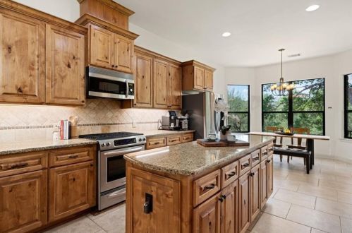 1448 Buffalo Gap Rd, Austin TX 78734-3537 exterior