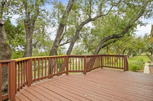 5116 Avispa Way, Austin TX 78738-7602 exterior