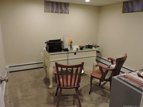 303 Hilton Dr, Wapping CT 06074-3418 exterior