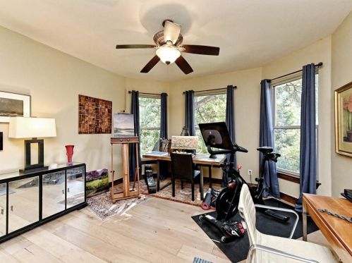 1501 Cyn Edge Dr, Austin TX 78733-2000 exterior