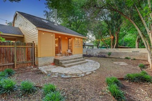 2601 Del Curto Rd, Austin, TX 78704-4960
