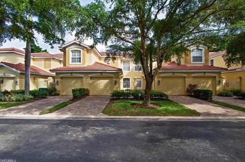 2210 Arielle Dr, Naples, FL 34109-0340