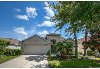 18809 Maisons Dr, Lutz, FL 33558-2879