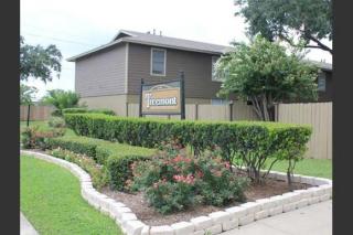 3104 Sam Houston Dr, Victoria TX  77904-2350 exterior