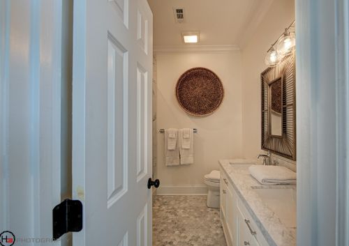 1000 Carolina Blvd, Isle Of Palms SC  29451-2242 exterior