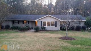 1005 Cedar St, Metter, GA 30439-3223