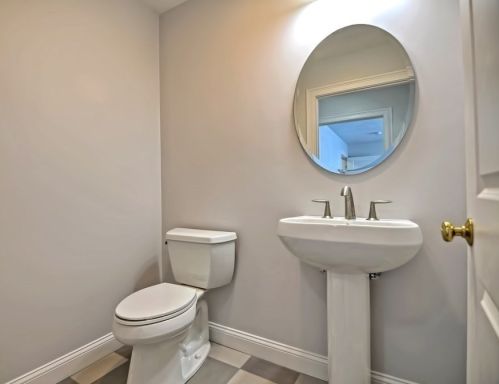 77 Ariel Cir, Sutton MA 01590-4825 exterior