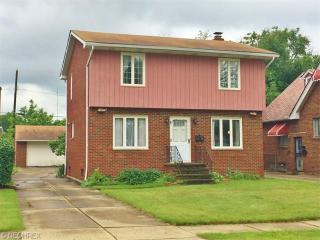 4207 Fruitland Dr, Cleveland, OH 44134-4528