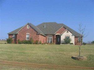 2701 Long Lake Pl, Norman, OK 73026-1334