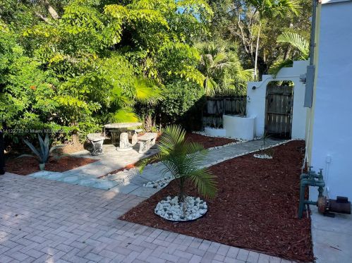 70 101st St, Miami FL  33138-2319 exterior