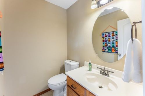 1221 Briargate Dr, Austin TX 78753-2050 exterior