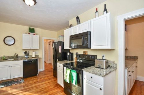 16 Westminster St, Worcester MA 01605-2701 exterior