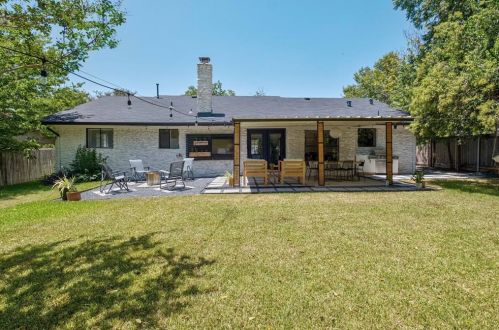 5407 Claymoor Dr, Austin TX 78723-4808 exterior