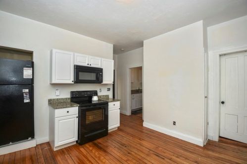 16 Westminster St, Worcester MA 01605-2701 exterior