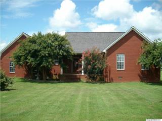 884 Horseshoe Bend Rd, Scottsboro, AL 35769-8935