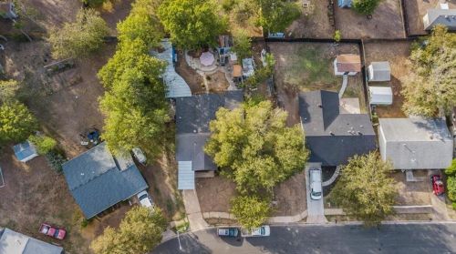 6908 Cherrydale Dr, Austin TX 78745-5344 exterior