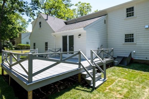 53 Alton St, Walpole MA  02081-4101 exterior