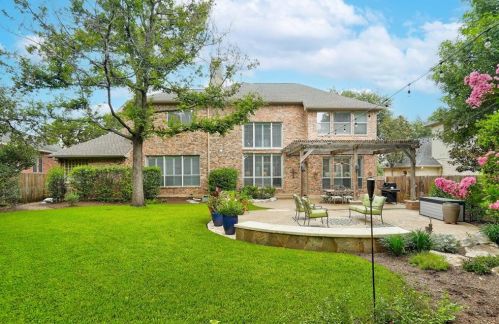 10246 Dianella Ln, Austin TX 78759-3038 exterior