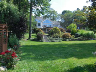 26 Pocono Point Rd, Danbury CT  06811-3326 exterior