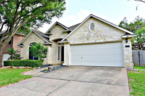 10117 Cassandra Dr, Austin TX  78717-4567 exterior