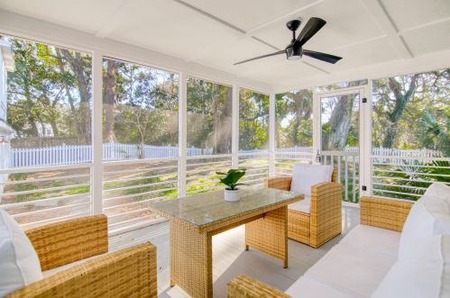 2906 Waterway Blvd, Isle Of Palms SC  29451-2425 exterior