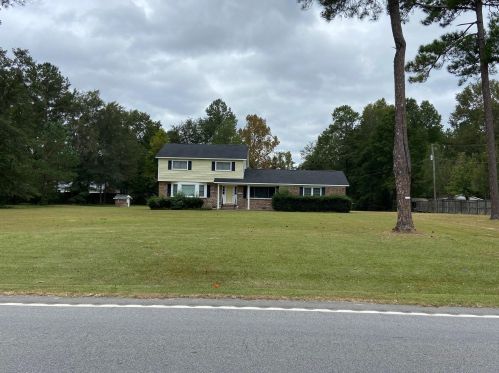 1157 Main St, Harleyville, SC 29448-3735