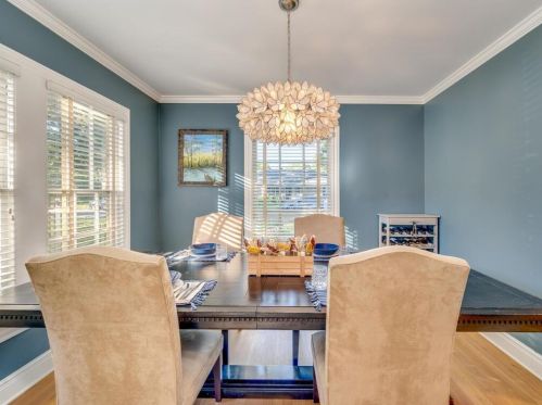 1703 31 St, Austin TX 78705-2148 exterior