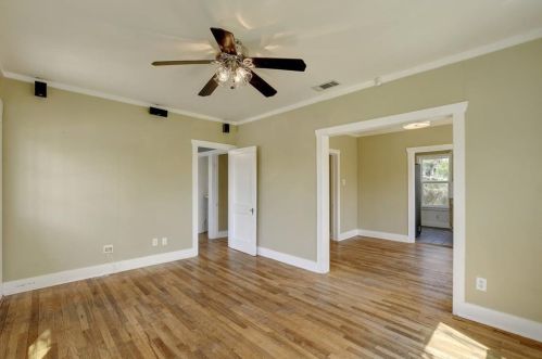 1002 43 St, Austin TX 78751-4415 exterior