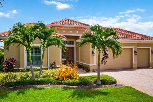 9385 Campanile Cir, Naples, FL 34114-9543