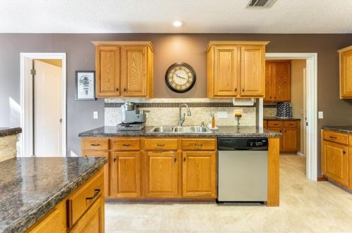 1221 Briargate Dr, Austin TX 78753-2050 exterior