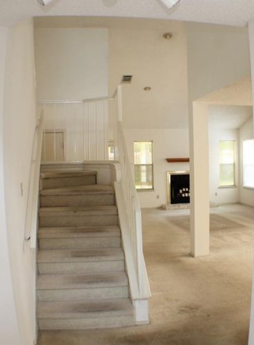 12615 Dringenberg Dr, Austin TX  78729-7784 exterior