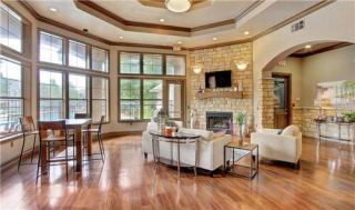 3501 Shoreline Dr, Austin TX  78728-4485 exterior