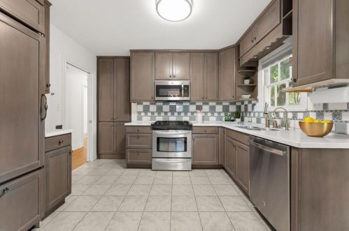 1703 31 St, Austin TX 78705-2148 exterior