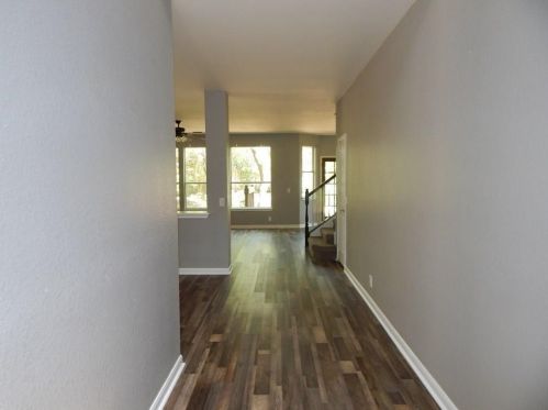 4241 Canyon Glen Cir, Austin TX  78732-2185 exterior