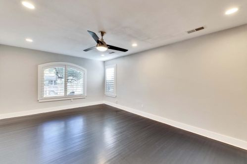 1506 Chelsea Ln, Austin TX  78704-2609 exterior