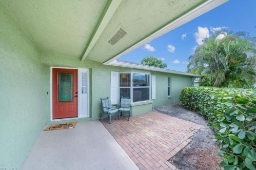 2344 Clipper Way, Naples, FL 34104-3320