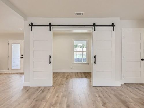 9707 Cottle Dr, Austin TX 78753-4305 exterior