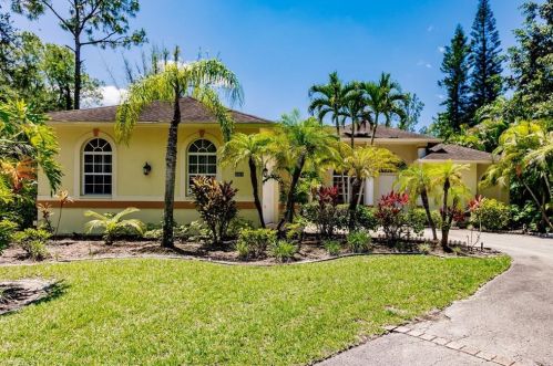 4410 11th Ave, Naples, FL 34116-4016