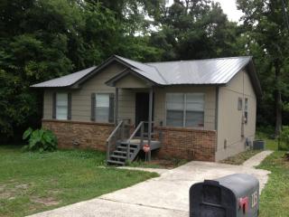 115 Wheeler Dr, Bessemer, AL 35023-1611