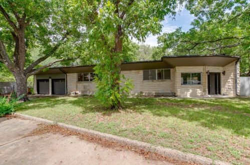 1402 Click Cv, Austin TX  78758-4621 exterior