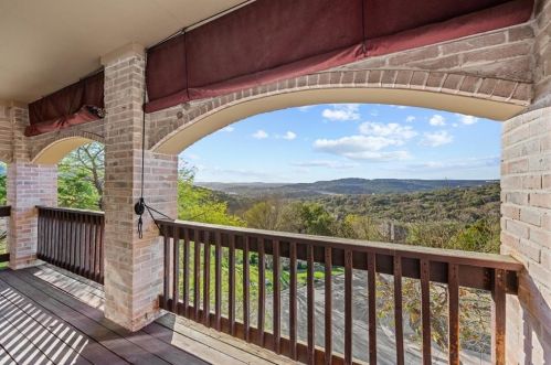 6611 Candle Rdg Cv, Austin TX 78731-2859 exterior