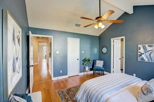 8100 Cahill Dr, Austin TX 78729-6437 exterior