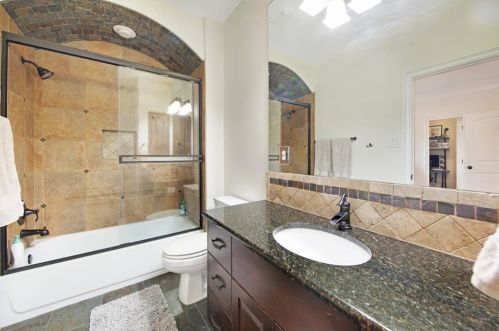 316 Dawn River Cv, Austin TX 78732-1986 exterior