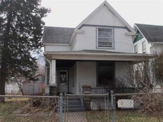 2229 1st St, Davenport, IA 52802-1765