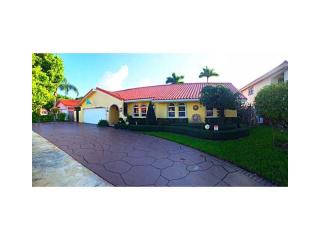 2025 92nd Ct, Miami FL  33165-8117 exterior